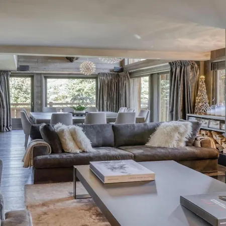 Chalet Gite Avec De Beaux Paysages A *