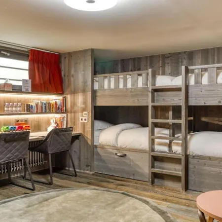 Gite Avec De Beaux Paysages A Chalet Courchevel